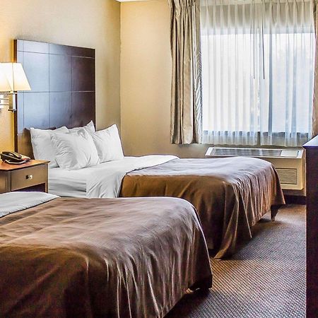 Quality Inn & Suites Sturgeon Bay Eksteriør bilde
