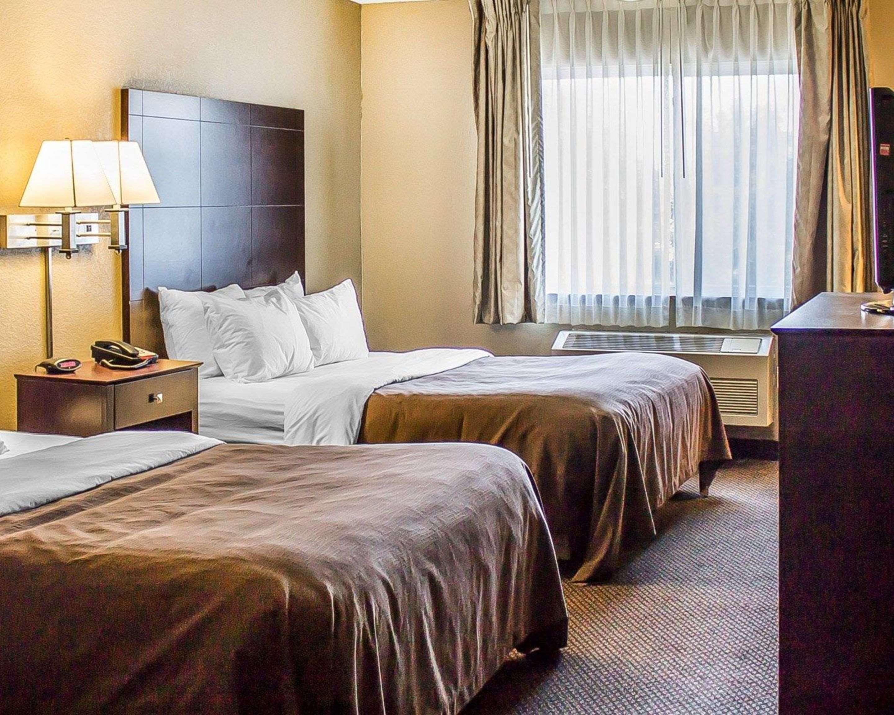 Quality Inn & Suites Sturgeon Bay Eksteriør bilde