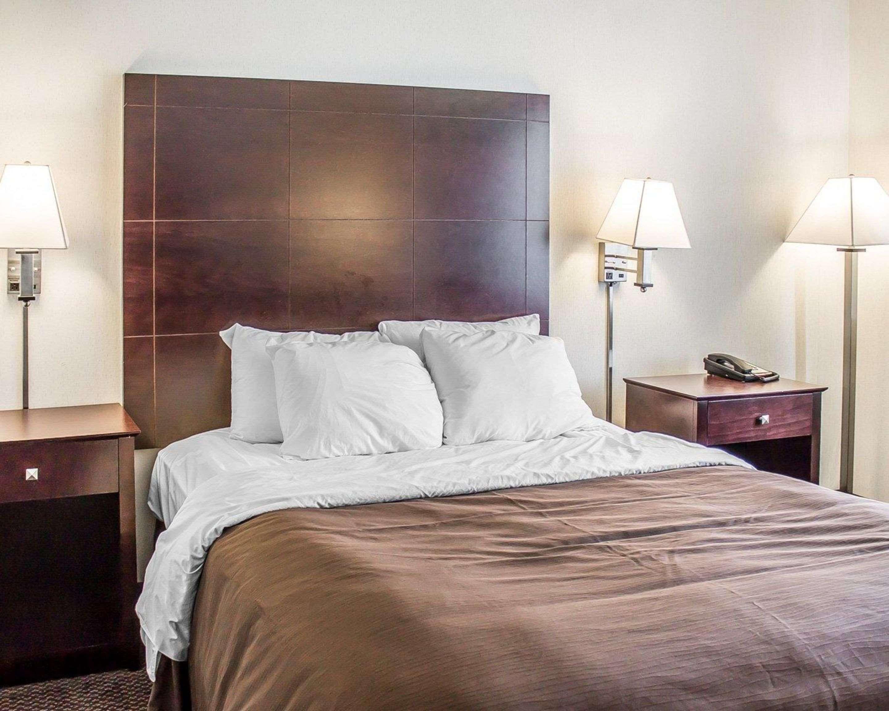 Quality Inn & Suites Sturgeon Bay Eksteriør bilde