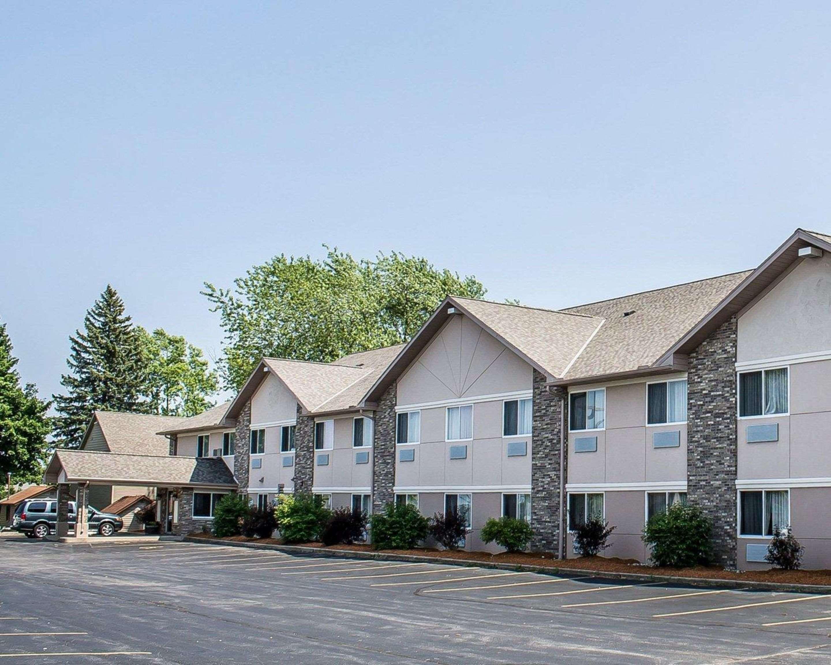 Quality Inn & Suites Sturgeon Bay Eksteriør bilde